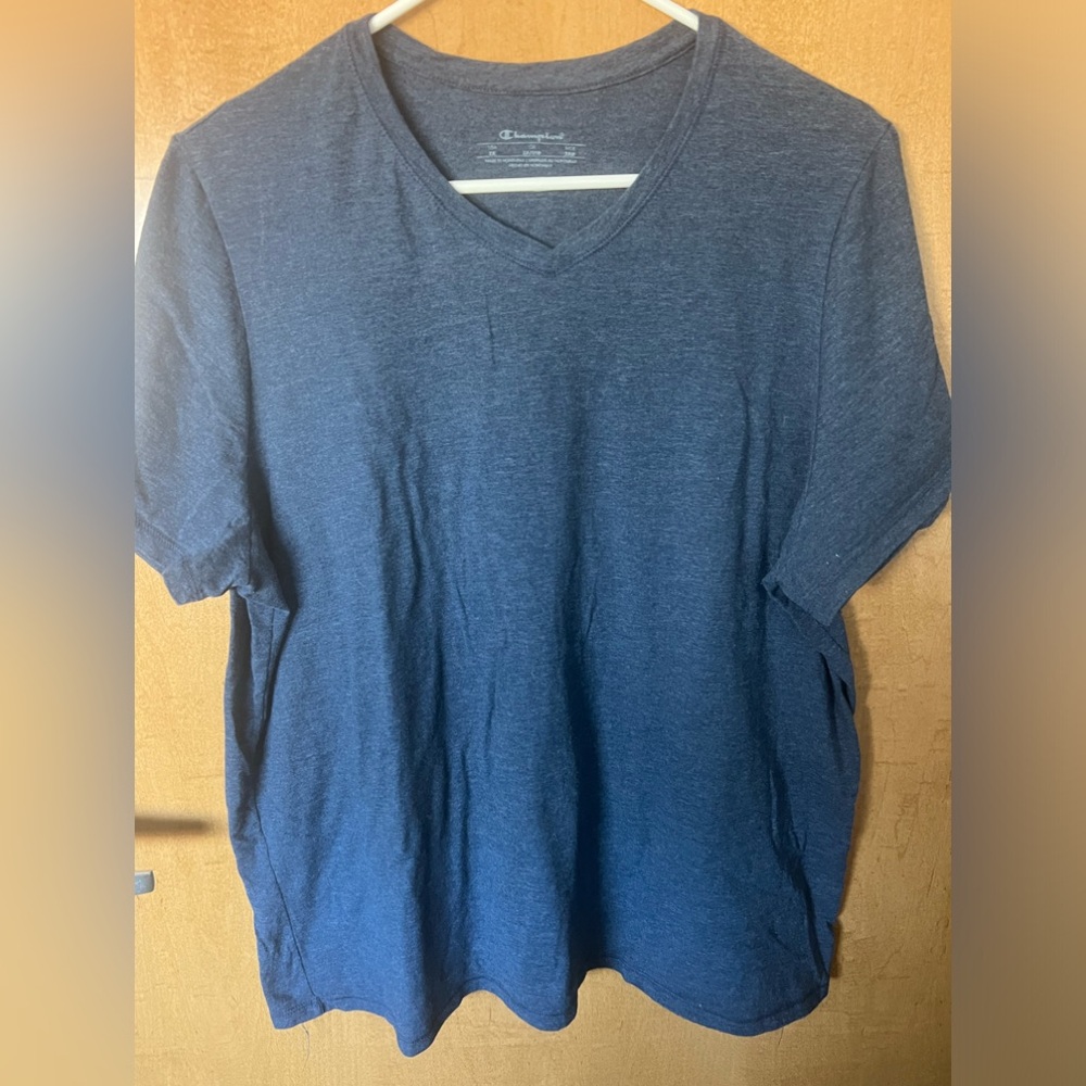 Champion v neck tee